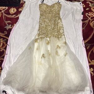Strapless White & Gold Sequin Embroidered Prom Gown! SIZE 10